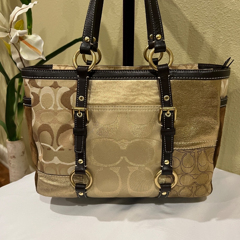 COACH Signature Multicolor Patchwork Tote/Shoulder Shopper Bag - Picture 3 of 16